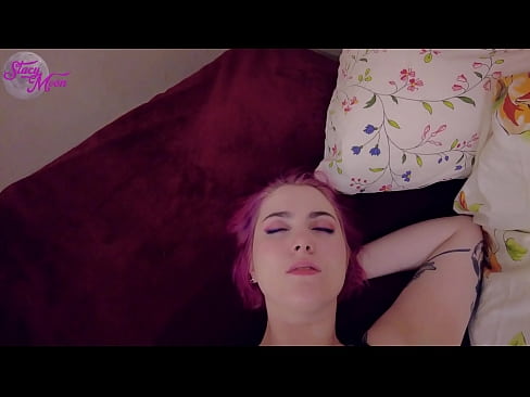 ❤️ Залхуу ангийн охин нь түүнтэй хамт OBG алгасахыг хүссэн тул бид бэлгэвчгүйгээр галзуулав Зовох порно дээр mn.libporno.ru ❤